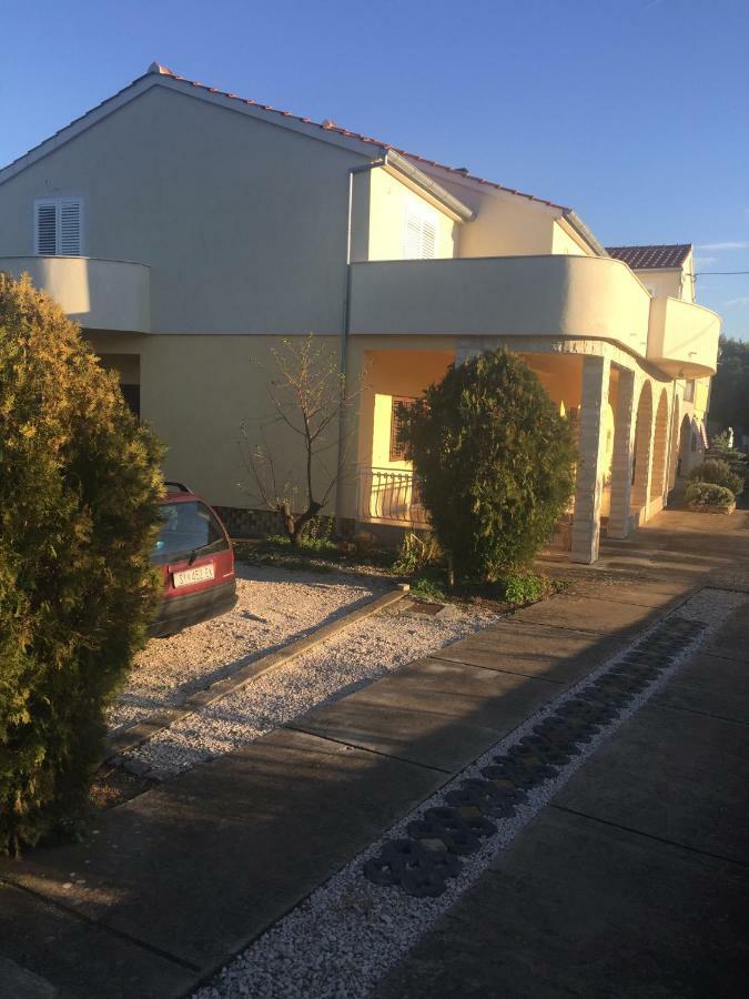 Apartman Frane 6+2 Бродарица Экстерьер фото